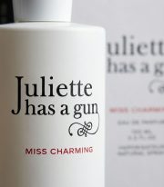 Juliette Has A Gun Miss Charming EDP 100 ml Parfüm - Görsel 3